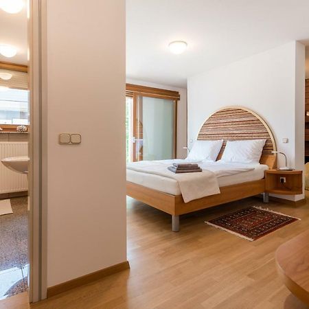 Rozna Dolina Apartment ลูบลิยานา ภายนอก รูปภาพ