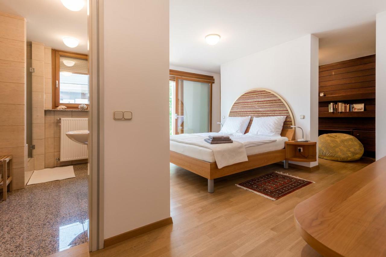 Rozna Dolina Apartment ลูบลิยานา ภายนอก รูปภาพ