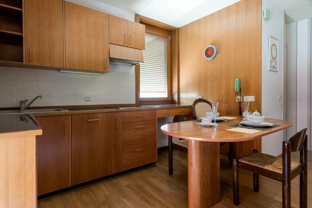 Rozna Dolina Apartment ลูบลิยานา ภายนอก รูปภาพ