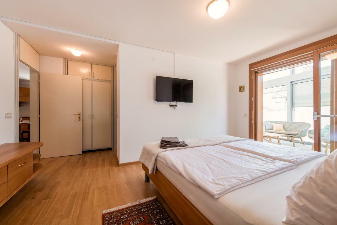 Rozna Dolina Apartment ลูบลิยานา ภายนอก รูปภาพ